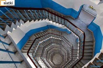 Siatki Tczew - Siatka na schody – zabezpieczająca klatki schodowe dla terenów Tczewa